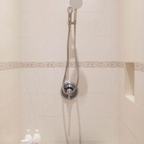 Smart Shower Head | White Bathroom